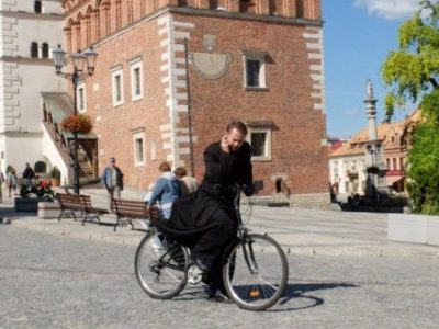 Ekipa „Ojca Mateusza” na zdjęciach w Sandomierzu!