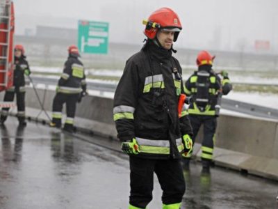 „Strażacy”: On chce mieć mamę i tatę, a ja jestem wrogiem! (zwiastun)