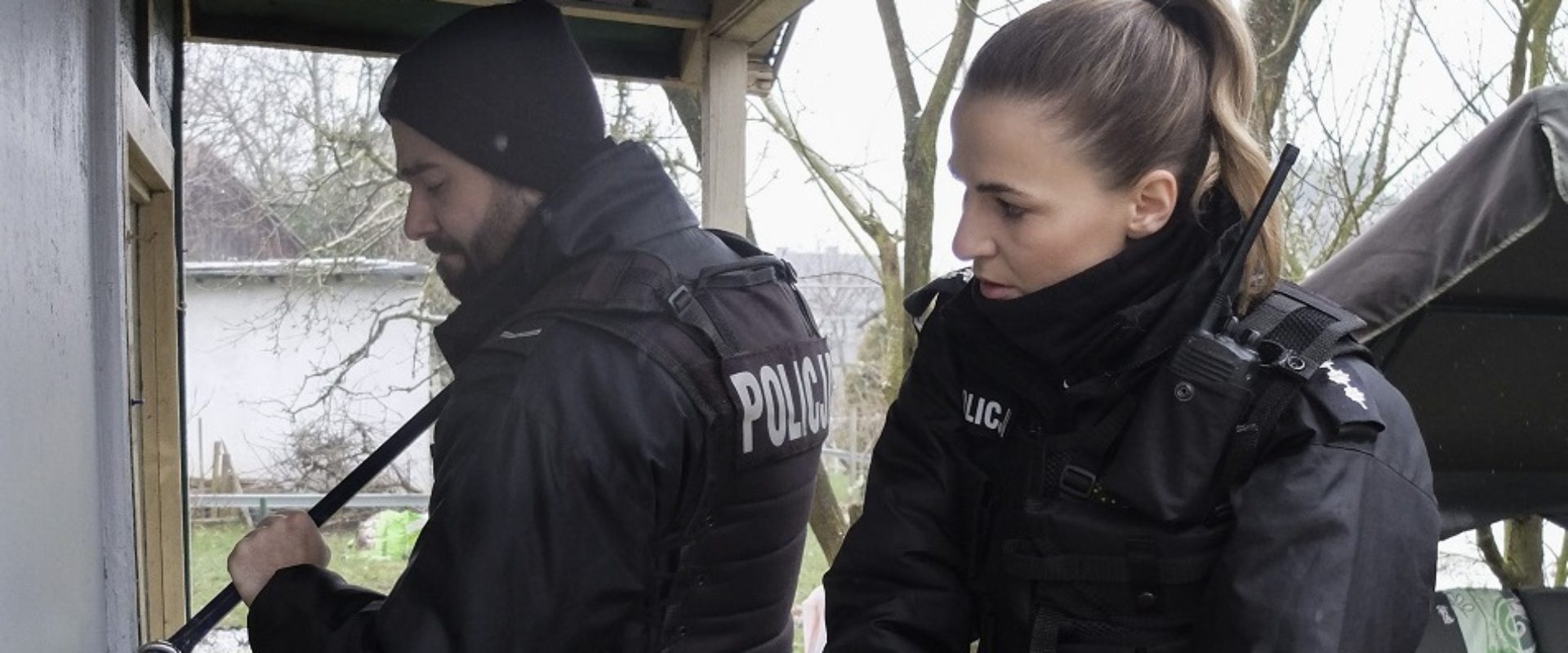 „Policjantki i policjanci” : Karolina i Krzysiek razem w patrolu! (wideo)
