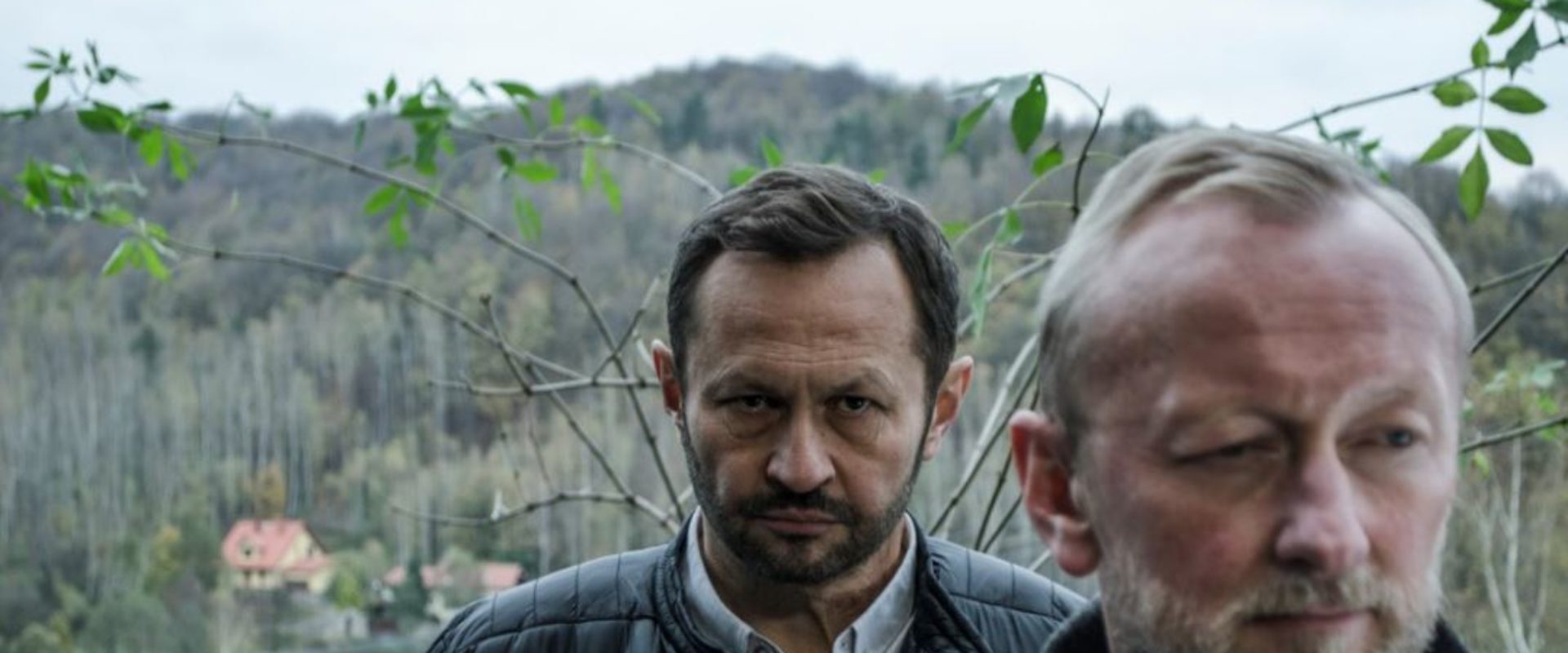 „Znaki”: Andrzej Mastalerz i Michał Czernecki w obsadzie nowego serialu AXN (teaser)